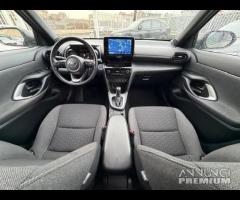 Toyota Yaris Cross 1.5 Hybrid 5p. E-CVT AWD-i Loun - 8
