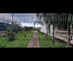 Villa singola con terreno a Fiumefreddo di Sicilia