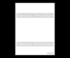 Palazzetto con terrazza a Giarre centro