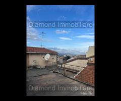 Palazzetto con terrazza a Giarre centro - 9