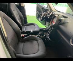 Mini Cooper D Countryman 1.6 - 12