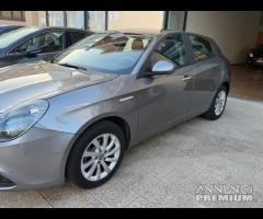 Alfa Romeo Giulietta 1.6 JTDm 120 CV Super anno 31 - 2