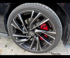 Volkswagen Golf GTI 2.0 TSI DSG - 12