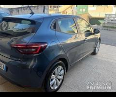 Renault Clio Blue dCi 85 CV 5 porte Intens anno 01