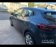 Renault Clio Blue dCi 85 CV 5 porte Intens anno 01 - 6