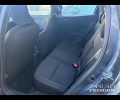 Renault Clio Blue dCi 85 CV 5 porte Intens anno 01 - 9