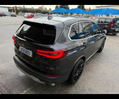 Bmw X5 xDrive40d 48V - 8