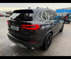 Bmw X5 xDrive40d 48V - 9