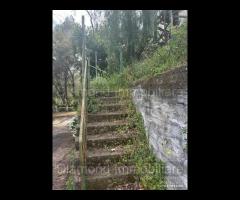 Casetta panoramica con terreno a Milo - 9