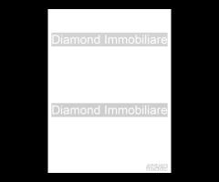 Casa singola con terrazza ad Acireale centro