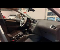 Citroen C4 1.6 e-HDi 115 airdream Attraction - 9
