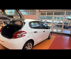 Peugeot 208 1.4 HDi 68 CV 5 porte Van - 10
