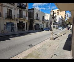 Castelvetrano locale comm. corso v. emanuele - 19