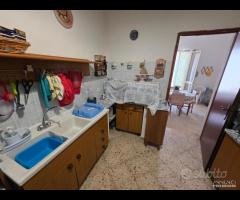 Tre Fontane casa indipendente a 50 metri dalla Pi - 9