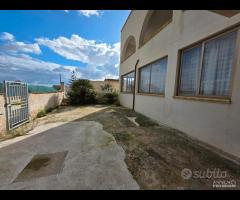 Triscina appartanvilla con venranda vista mare