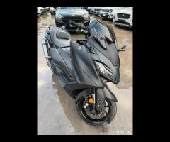 Yamaha T Max 560 Akrapovic 2023