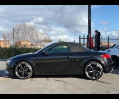 Audi TT Roadster 2.0 TFSI 230cv Quattro S tronic