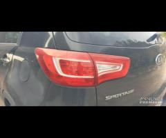 Ricambi Kia Sprtage 1.7 D del 2011 motore D4FD - 9