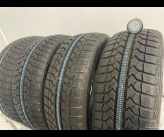 185 55 R15 82H 4 GOMME MOMO INVERNALI