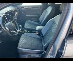 Volkswagen T-Roc 1.5 TSI ACT DSG R-Line - 13