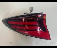 Luce fanale posteriore sx toyota chr 81560-F4130