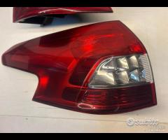 Fanale posteriore dx sx citroen c5 sw 3 serie - 10