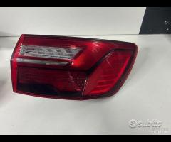 Stop fanale luce led posteriore audi a4 2019 2023