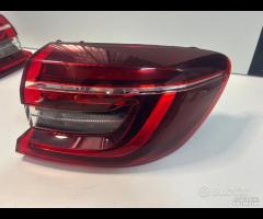 Fanale luce posteriore led renault clio 5 serie