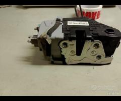 Serratura porta anter poster dx sx hyundai tucson