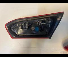 Fanalino portellone ford focus berlina 2019 2024