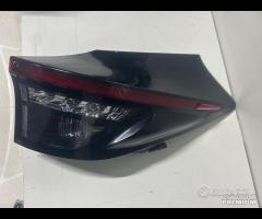 Fanale posteriore dx sx toyota yaris cross 2024