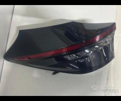 Fanale posteriore dx sx toyota yaris cross 2024