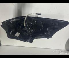 Fanale posteriore dx sx toyota yaris cross 2024