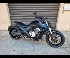 Benda Keeway LFC 700 ABS E5 10 km 12/2024