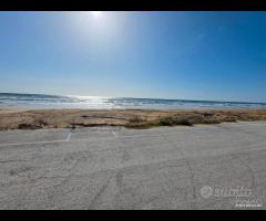 Tre Fontane casa indipendente a 50 metri dal mare