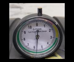 2 GOMME 255 40 18 BRIDGESTONE A65347