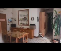 Zona centrale 5 vani ristrutturato - 8