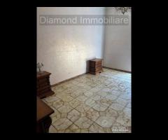 Appartamento con terrazza ad Aci Catena