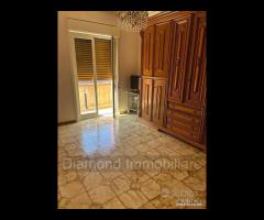 Appartamento con terrazza ad Aci Catena