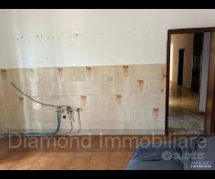 Appartamento con terrazza ad Aci Catena - 14