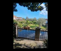 Casa singola con giardino a Santa Venerina