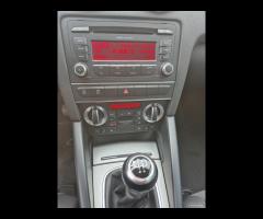 Audi A3 SPB 1.6 TDI 105 CV CR Ambition - 15