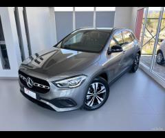 MERCEDES GLA 200d PROGESSIVE LINE - 2022