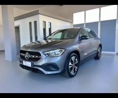 MERCEDES GLA 200d PROGESSIVE LINE - 2022