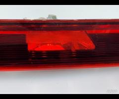 FARO FANALE STOP POSTERIORE PORTELLONE SINISTRA SX