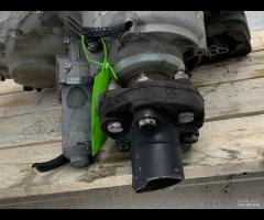 RIPARTITORE RINVIO ANGOLARE BMW X6 306D5 210KW 286 - 14