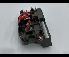 SCATOLA FUSIBILI DISTRIBUTORE CORRENTE ANTERIORE B - 18