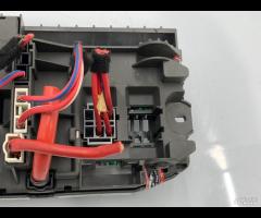 SCATOLA FUSIBILI DISTRIBUTORE CORRENTE ANTERIORE B - 19