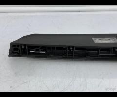 RIVESTIMENTO MANIGLIA DEL PORTELLONE (TELECAMERA)