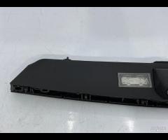 RIVESTIMENTO MANIGLIA DEL PORTELLONE (TELECAMERA) - 8